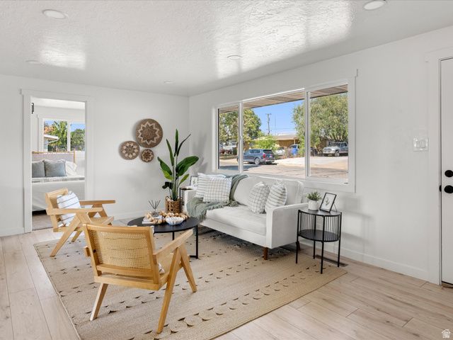 1087 N 125 W, Sunset, UT 84015