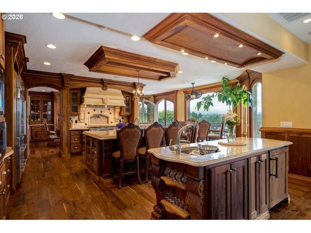 600 Se ARROW CREEK Ln, Gresham, OR 97080