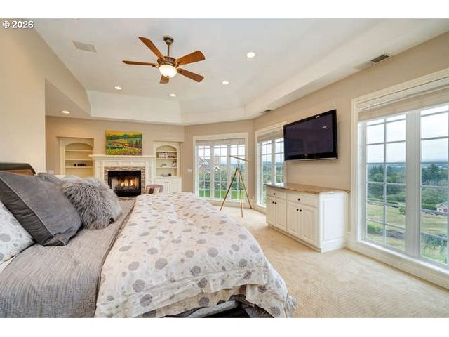 600 Se ARROW CREEK Ln, Gresham, OR 97080