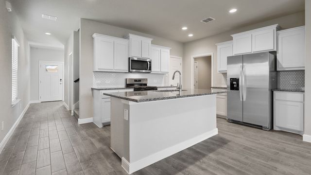 10653 DIAMOND MINES Drive, Fort Worth, TX 76036