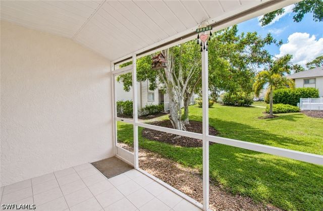 2340 Naples Trace CIR 2, Naples, FL 34109