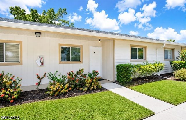 2340 Naples Trace CIR 2, Naples, FL 34109