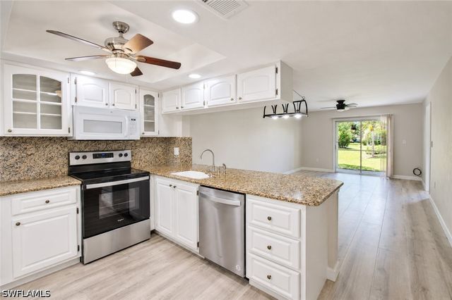 2340 Naples Trace CIR 2, Naples, FL 34109