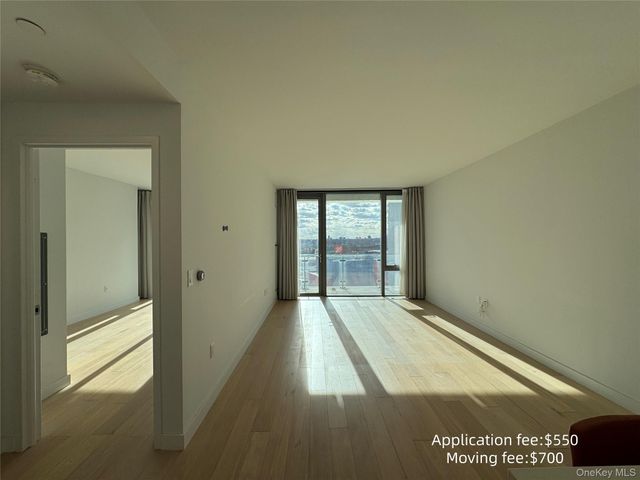 13101 40th Road 16T, Flushing, NY 11354