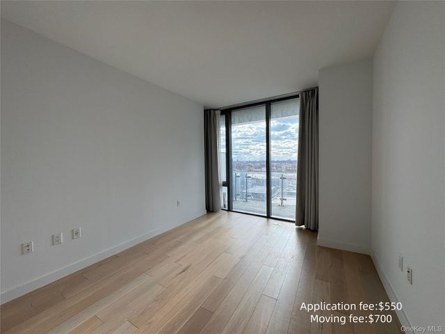 13101 40th Road 16T, Flushing, NY 11354