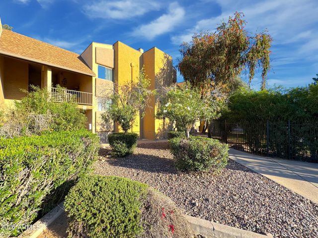 18811 N 19TH Avenue 2003, Phoenix, AZ 85027