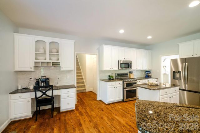 3570 Weddington Oaks Drive, Matthews, NC 28104