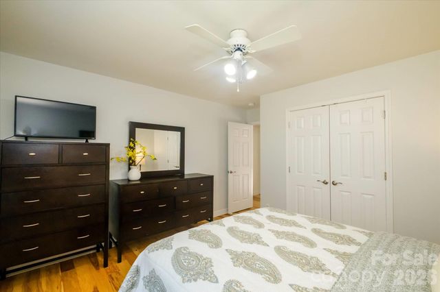 3570 Weddington Oaks Drive, Matthews, NC 28104