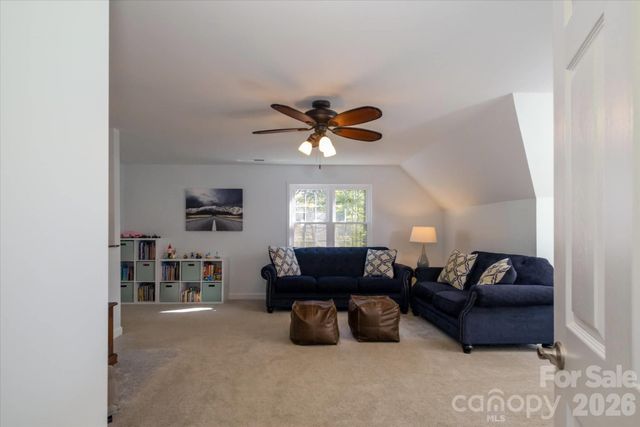 3570 Weddington Oaks Drive, Matthews, NC 28104