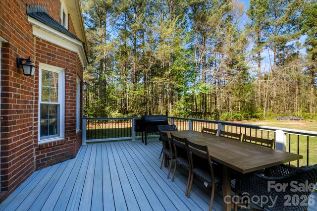 3570 Weddington Oaks Drive, Matthews, NC 28104