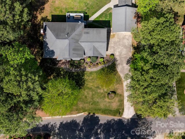 3570 Weddington Oaks Drive, Matthews, NC 28104