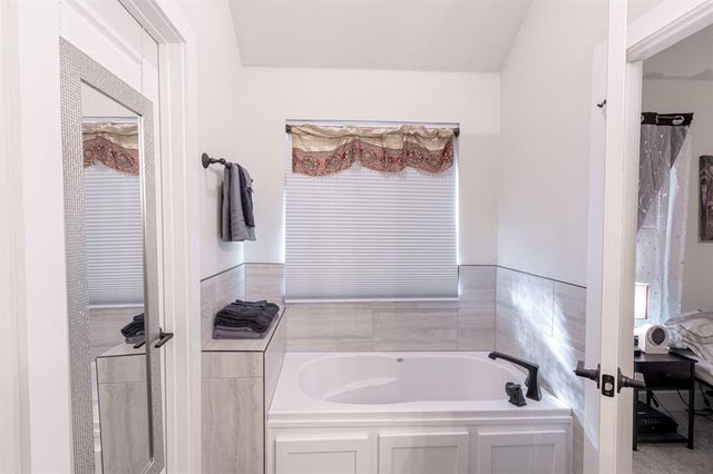 1208 Layla Lane, Blanchard, OK 73010