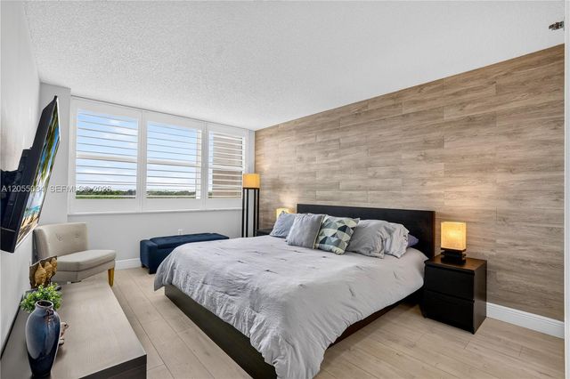900 Saint Charles Place 621, Pembroke Pines, FL 33026