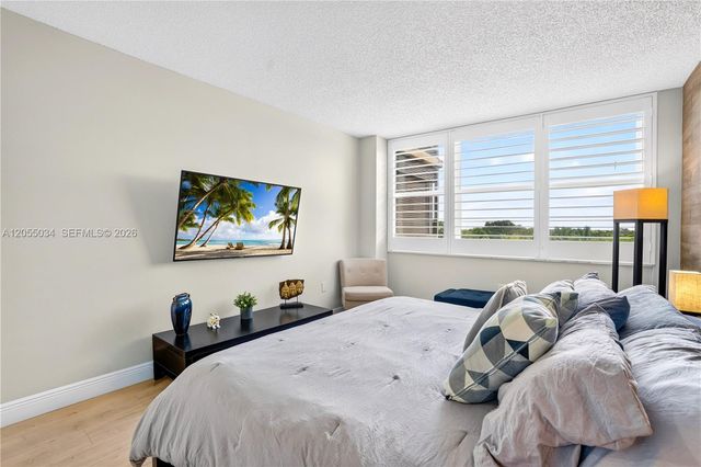 900 Saint Charles Place 621, Pembroke Pines, FL 33026