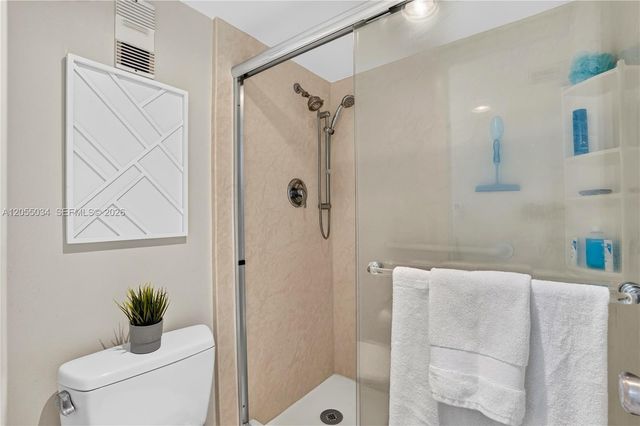 900 Saint Charles Place 621, Pembroke Pines, FL 33026