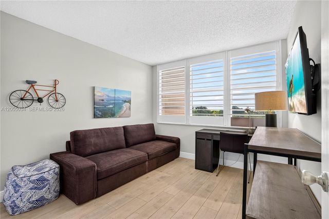 900 Saint Charles Place 621, Pembroke Pines, FL 33026