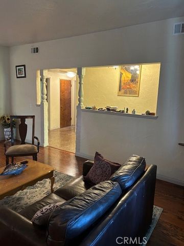 928 W Buffington, Upland, CA 91784