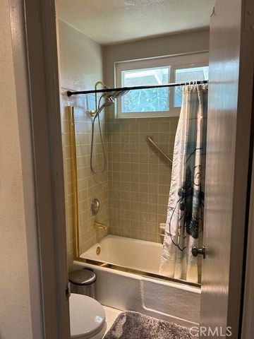 928 W Buffington, Upland, CA 91784