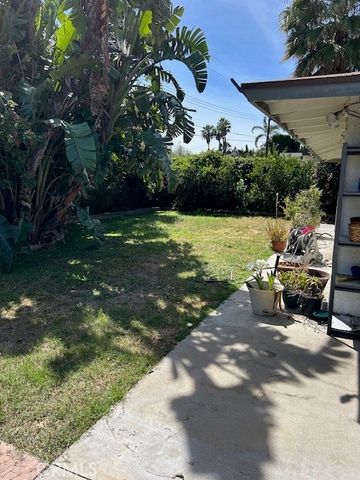 928 W Buffington, Upland, CA 91784