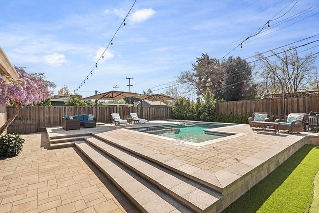 3109 Yorkshire Ln, Modesto, CA 95350