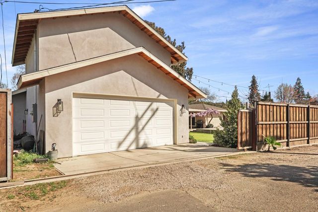 3109 Yorkshire Ln, Modesto, CA 95350