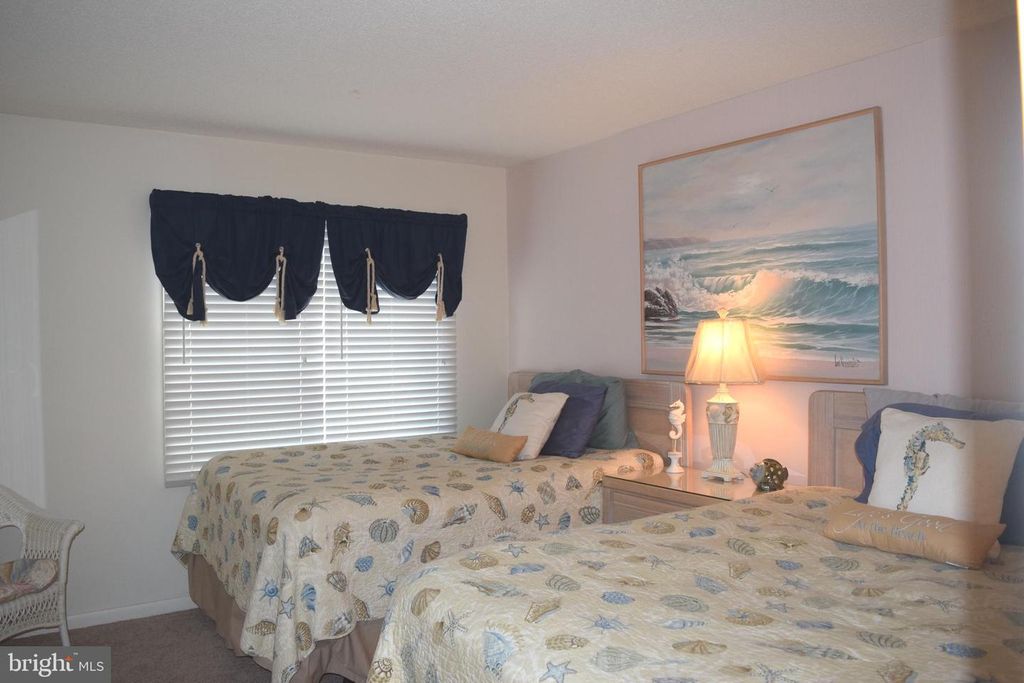 Image 14 of property listing at 200 N HERON DR #200055, Ocean City, MD 21842