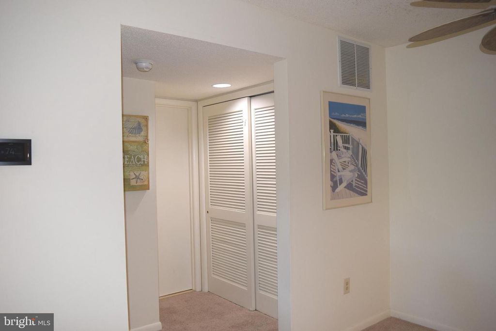 Image 19 of property listing at 200 N HERON DR #200055, Ocean City, MD 21842