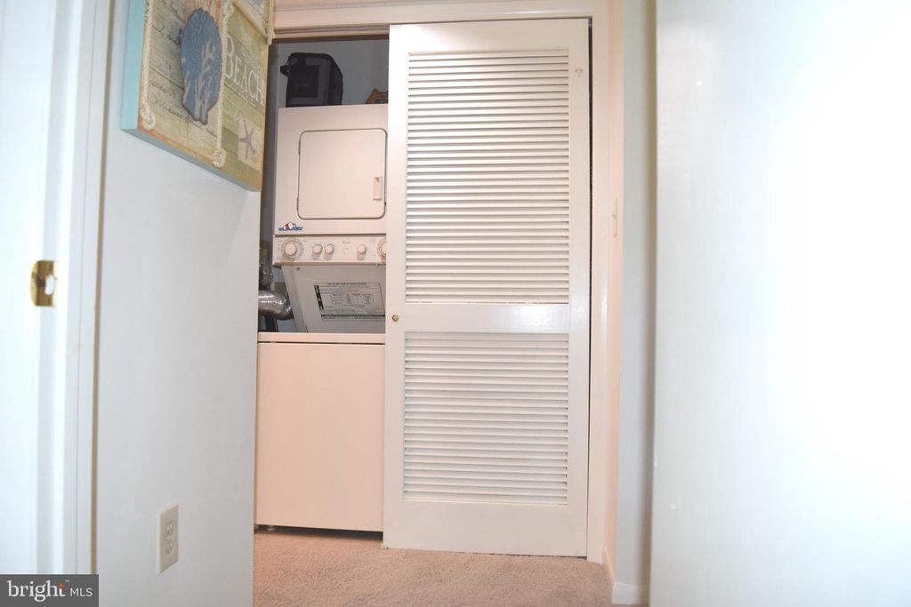 Image 20 of property listing at 200 N HERON DR #200055, Ocean City, MD 21842