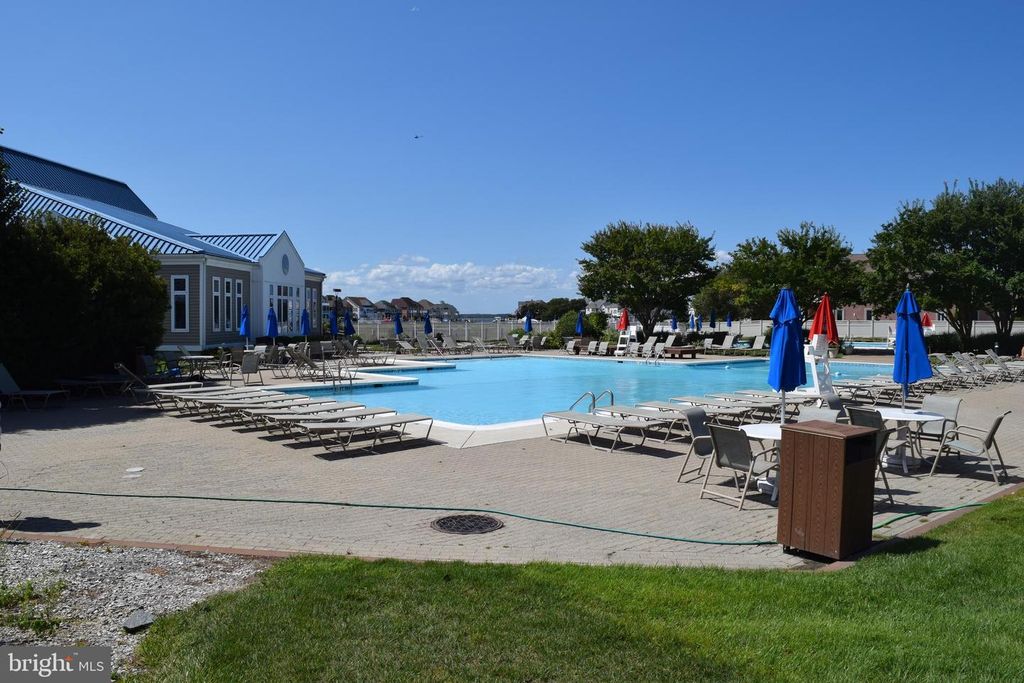 Image 24 of property listing at 200 N HERON DR #200055, Ocean City, MD 21842