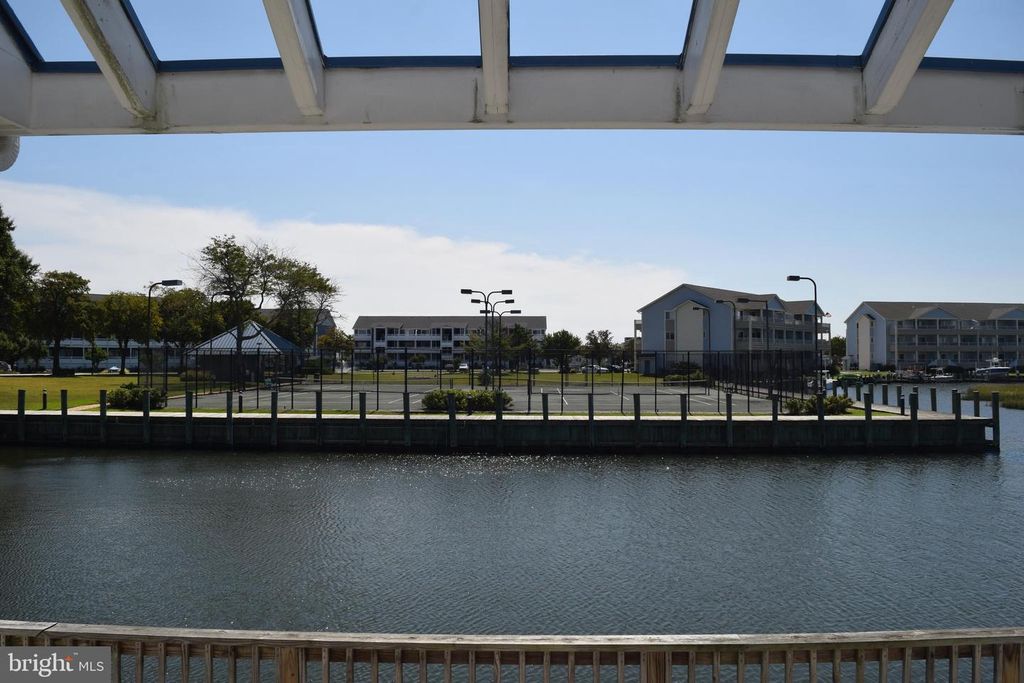 Image 34 of property listing at 200 N HERON DR #200055, Ocean City, MD 21842