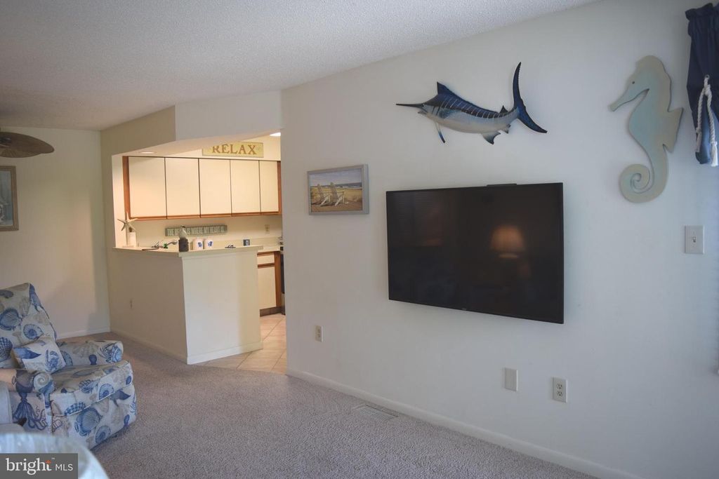 Image 6 of property listing at 200 N HERON DR #200055, Ocean City, MD 21842