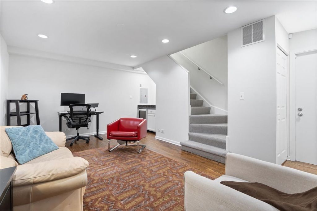 1512 W DIVERSEY Parkway A, Chicago, IL 60614 — photo 2