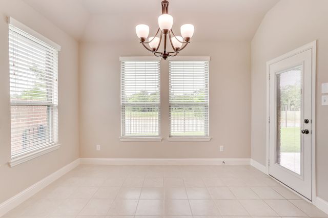 131 Hawks Ridge Trail, Burleson, TX 76028