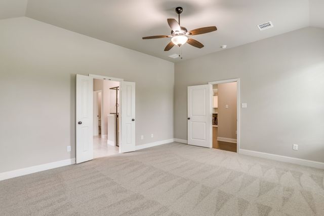 131 Hawks Ridge Trail, Burleson, TX 76028