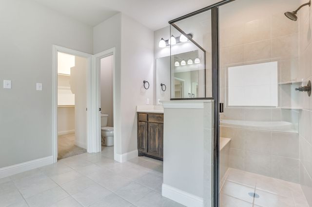 131 Hawks Ridge Trail, Burleson, TX 76028