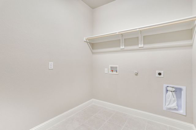 131 Hawks Ridge Trail, Burleson, TX 76028