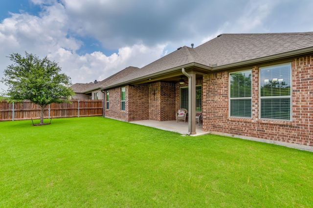 131 Hawks Ridge Trail, Burleson, TX 76028