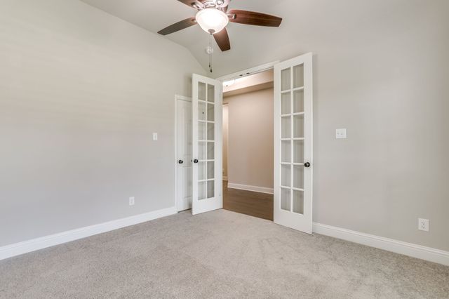 131 Hawks Ridge Trail, Burleson, TX 76028