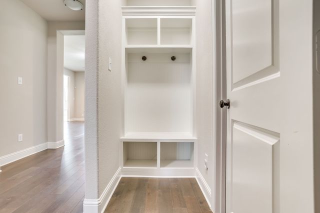 131 Hawks Ridge Trail, Burleson, TX 76028