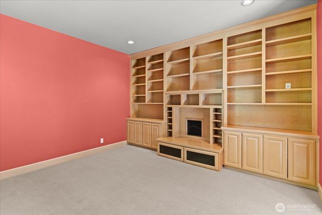14228 236th Avenue NE, Woodinville, WA 98077