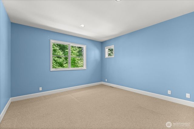14228 236th Avenue NE, Woodinville, WA 98077