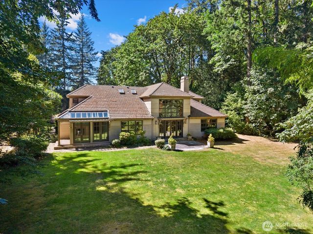 14228 236th Avenue NE, Woodinville, WA 98077