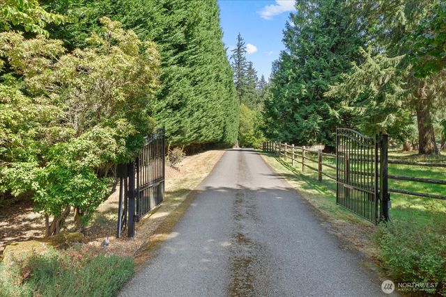 14228 236th Avenue NE, Woodinville, WA 98077