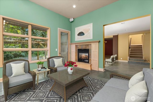 14228 236th Avenue NE, Woodinville, WA 98077