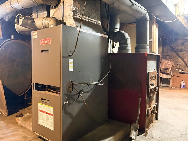 497 Three Mile Hill, Bullskin Twp, PA 15666