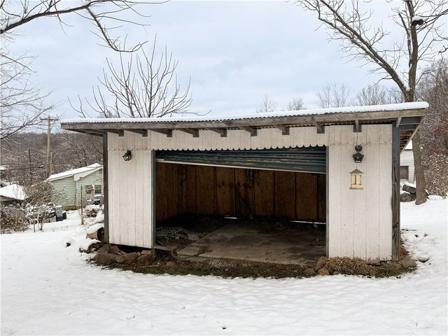 497 Three Mile Hill, Bullskin Twp, PA 15666