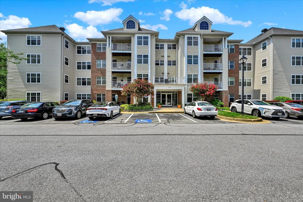 4500 CHAUCER WAY #403, Owings Mills, MD 21117