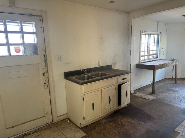 2202 CENTRAL AVE, Memphis, TN 38104