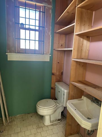 2202 CENTRAL AVE, Memphis, TN 38104