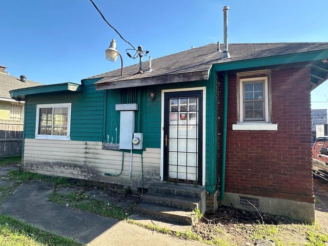 2202 CENTRAL AVE, Memphis, TN 38104